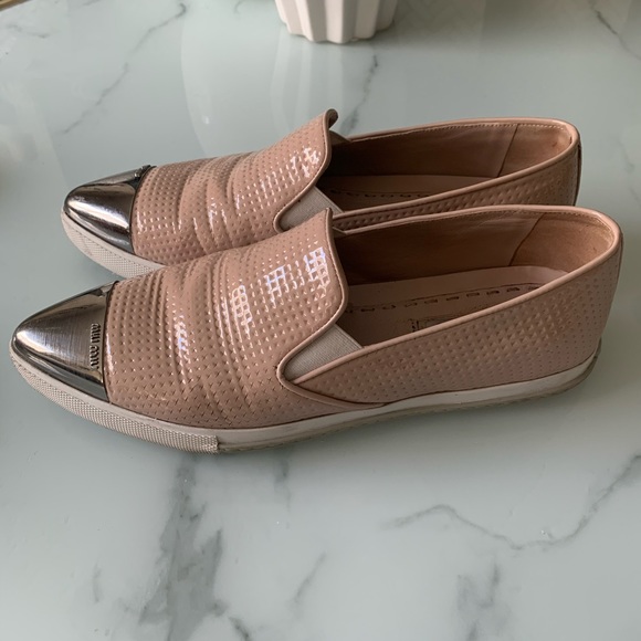 Miu Miu | Textured Leather Loafers w/ Metal Cap Toe - Picture 6 of 16